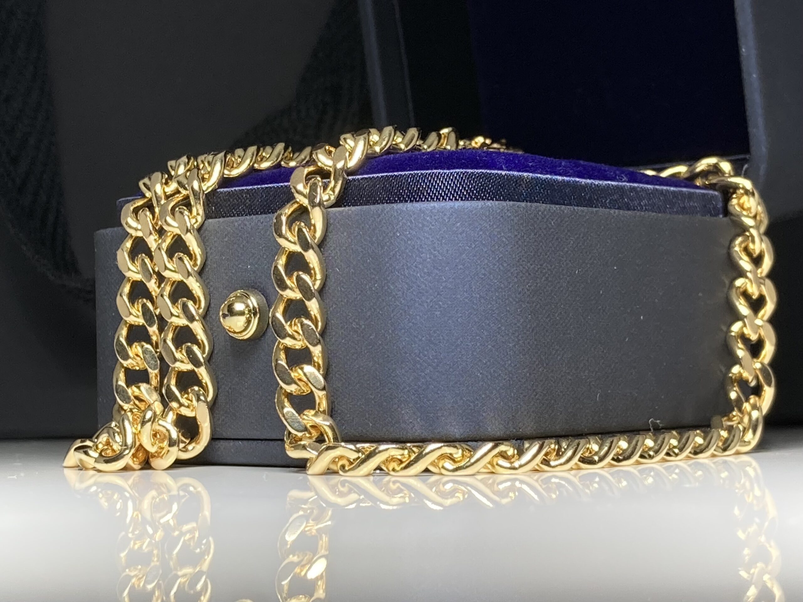 Arvokas 14K kultainen panssariketju – ajaton klassikko joka huomataan - Image 11