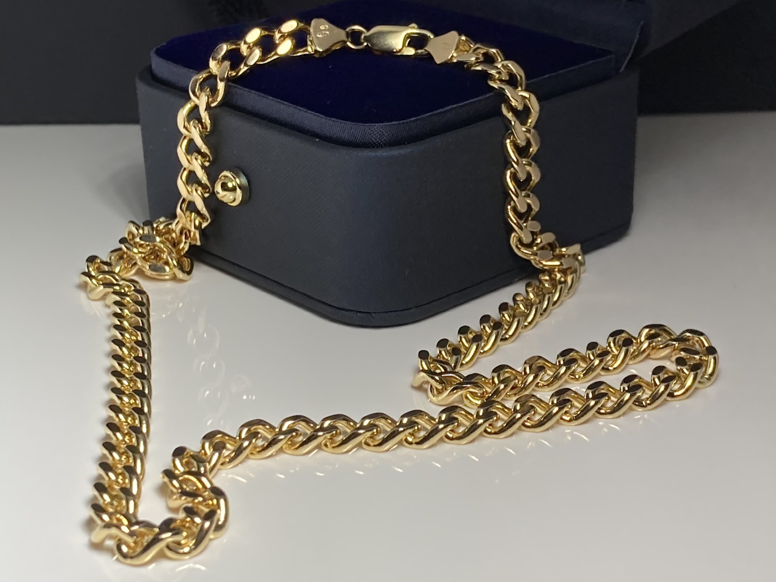 Arvokas 14K kultainen panssariketju – ajaton klassikko joka huomataan - Image 9