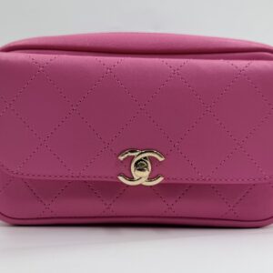 Chanel Casual Trip Waist Bag Pink – tyylikäs ja trendikäs vyölaukku ylellisellä viimeistelyllä