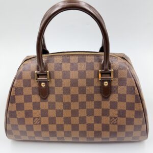 Louis Vuitton Ribera MM Damier Ebene – ajaton luksuslaukku arkeen ja tyyliin