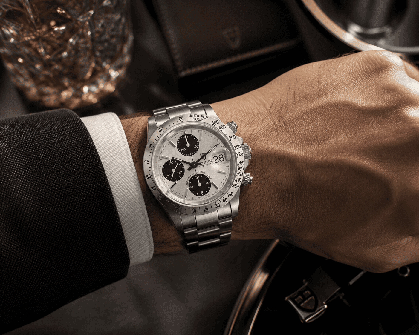 Tudor “Big Block” Ajaton legenda ranteeseen